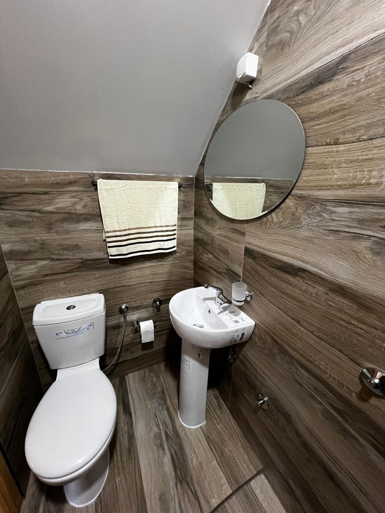 Cozy Bungallows Podgorica Ngoại thất bức ảnh