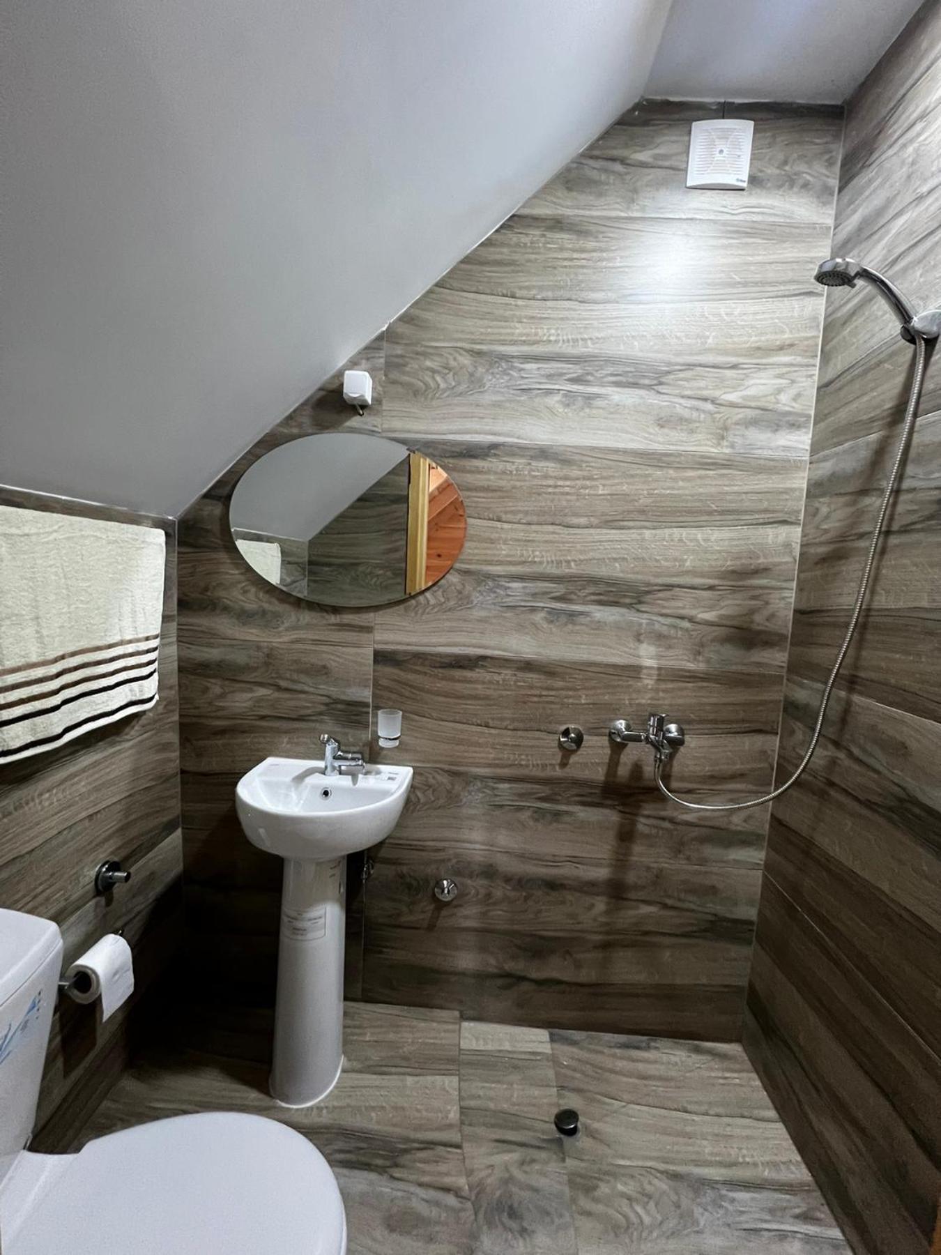 Cozy Bungallows Podgorica Ngoại thất bức ảnh